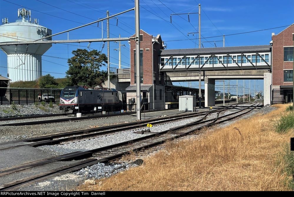 AMTK 665 on train 662